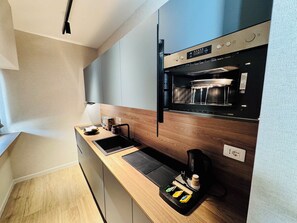 Luxury Room | Private kitchen | Espresso maker, coffee/tea maker, electric kettle - Vimini Corso Cavour City Center (Bari)