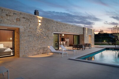 Villa Aria Dalmatica heated pool jacuzzi sauna bbq