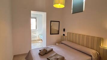 2 chambres, fer et planche Ă  repasser, Wi-Fi gratuit, draps fournis