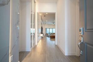 Interior - STOP! This 15BR Peach & Star Wars Home – 5800 (Orlando)