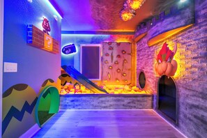 Children’s area - STOP! This 15BR Peach & Star Wars Home – 5800 (Orlando)