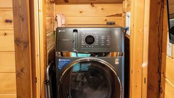 Romantic Cabin, Kitchen, Mountain View | Laundry