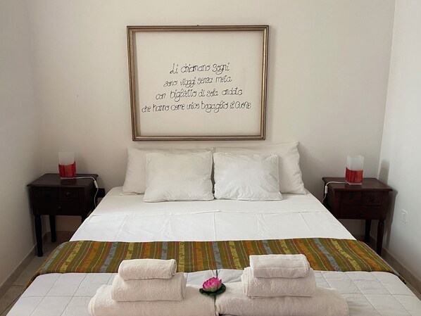 1 camera, ferro/asse da stiro, Wi-Fi gratuito, lenzuola
