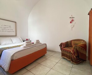 1 camera, ferro/asse da stiro, Wi-Fi gratuito, lenzuola