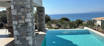 New top house over pefkos with beautiful view, excl. pool on a private huge plot