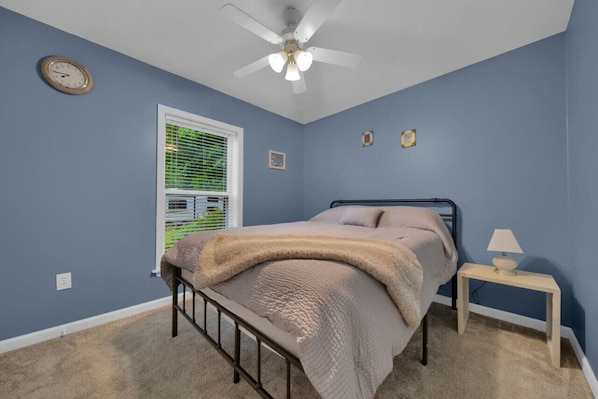 3 bedrooms, free WiFi, bed sheets