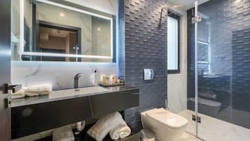Appartement Ălite | Salle de bain | SĂšche-cheveux, chaussons