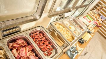 Daily buffet breakfast for a fee