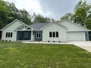 Exterior - 3 Neighboring Homes Sleep 48 -13 Bedrooms/16 Baths (Egg Harbor)