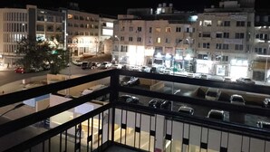 Unclassified image, 5 of 12, button - Amir Palace Hotel (Aqaba)