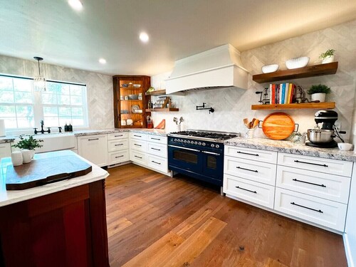 The Ranch House – Pool, Hot Tub & Fire Pit Retreat