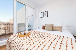 1 Schlafzimmer, Daunenbettdecken, individuell dekoriert