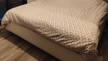 4 chambres, fer et planche Ă repasser, Wi-Fi, draps fournis