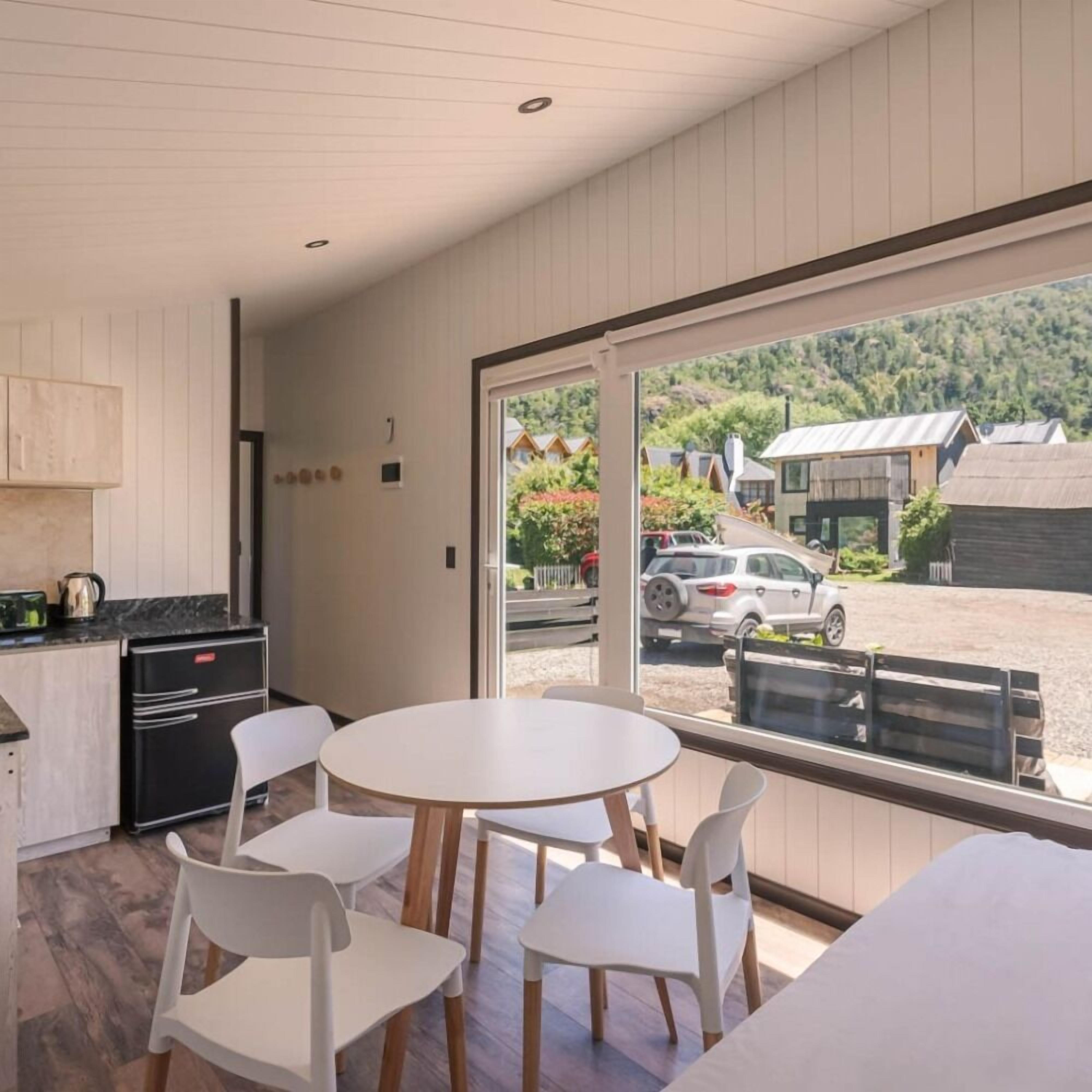 Classic House, Mountain View | Dining room