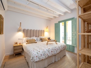 4 Schlafzimmer, Bügeleisen/Bügelbrett, kostenloses WLAN, Bettwäsche