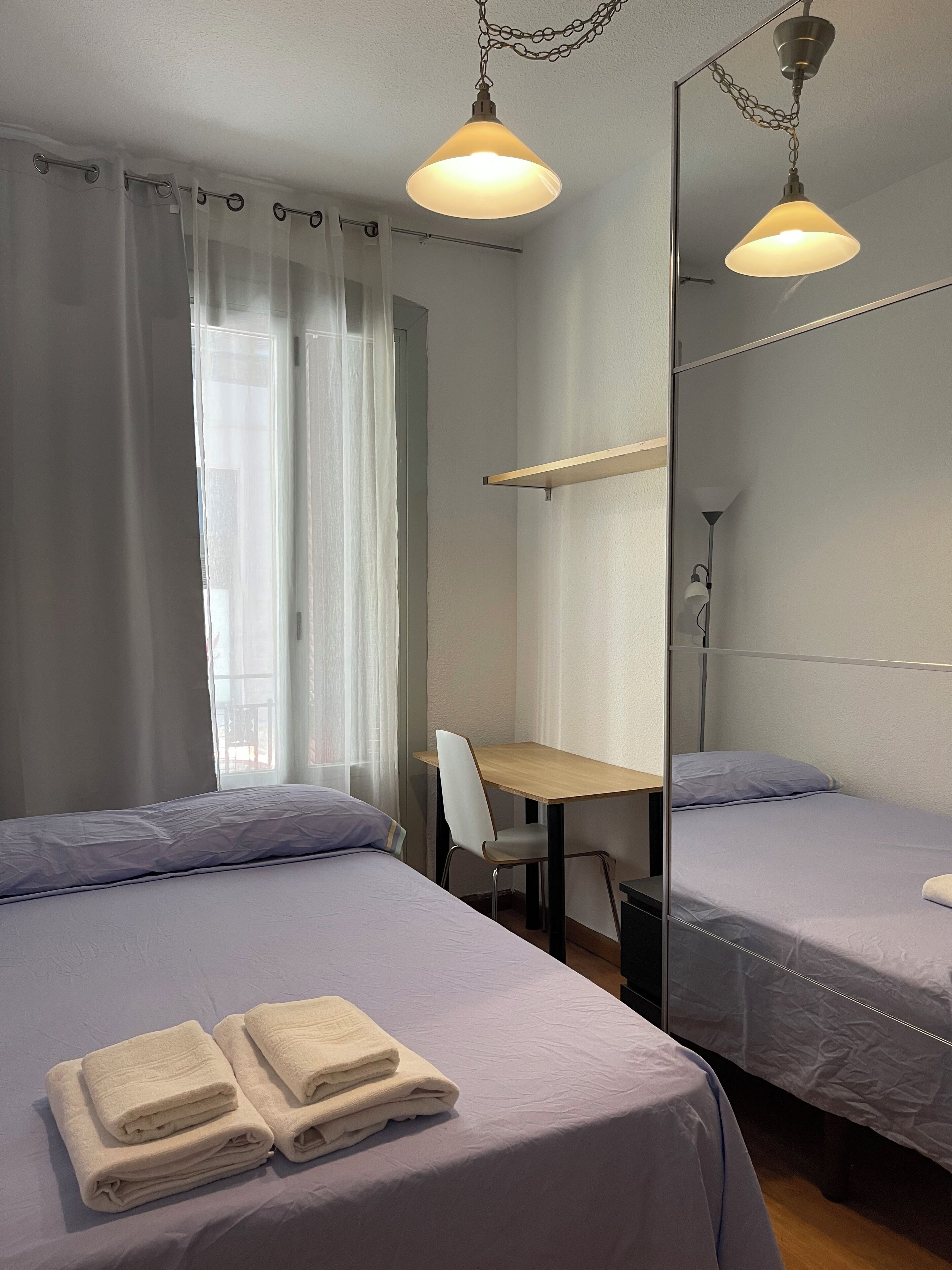 Chambre Double Tradition | Bureau, espace de travail pour ordinateur portable, Wi-Fi gratuit