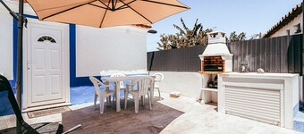 Alentejo Poolside By Gt House