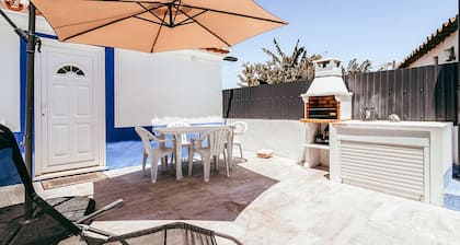 Alentejo Poolside By Gt House