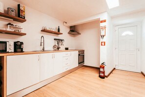 Fridge, microwave, coffee/tea maker, electric kettle