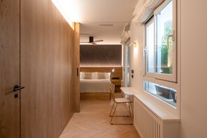 3 slaapkamers, een strijkplank/strijkijzer, gratis wifi, beddengoed