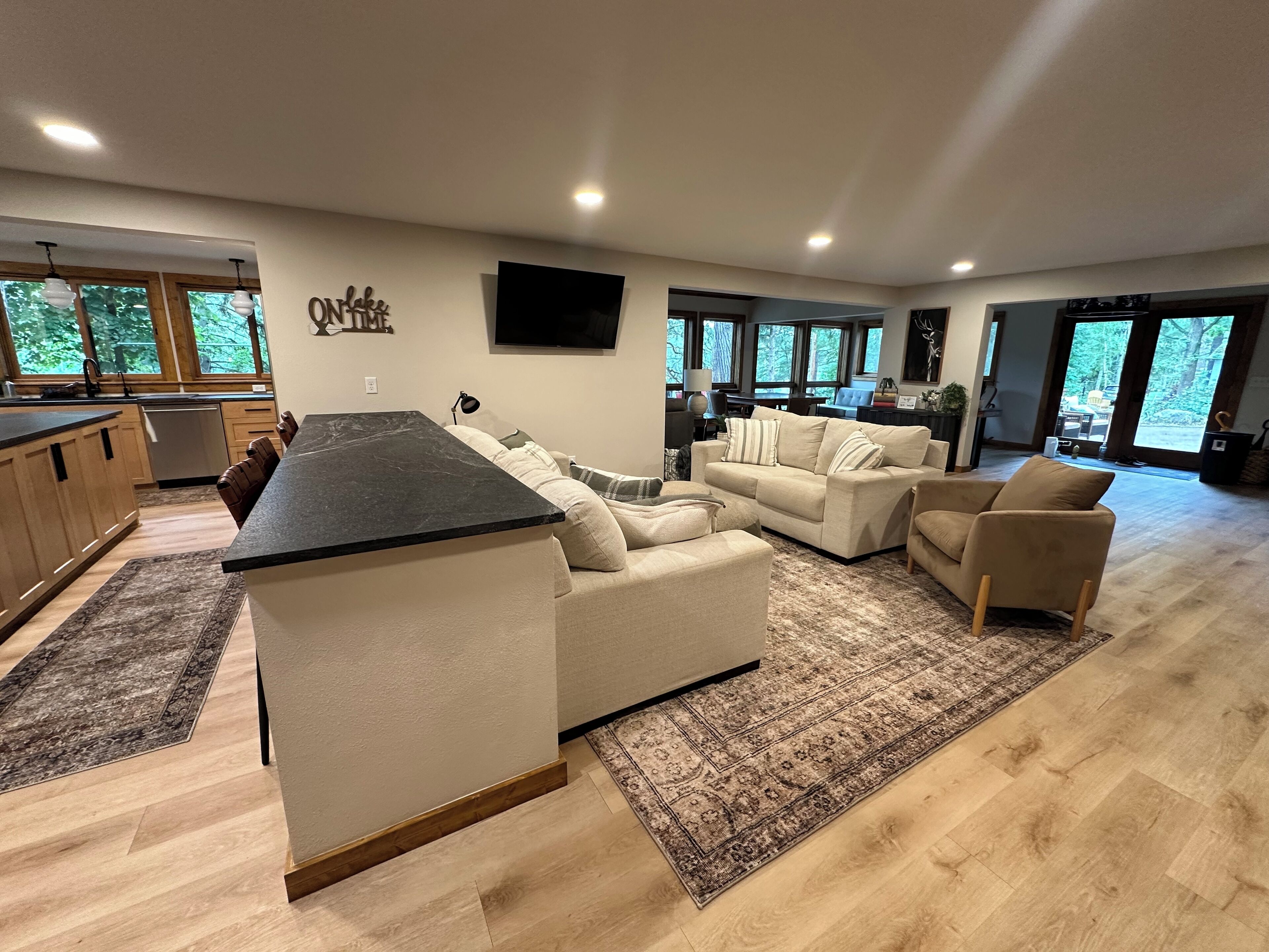 Smart TV, fireplace, books, printers