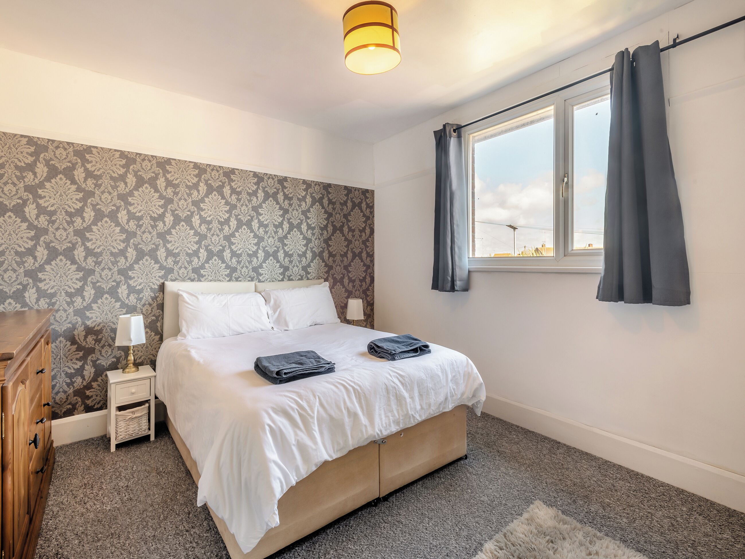 3 bedrooms, free WiFi, bed sheets