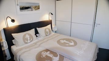 2 Schlafzimmer, Bügeleisen/Bügelbrett, Reisekinderbett, kostenloses WLAN