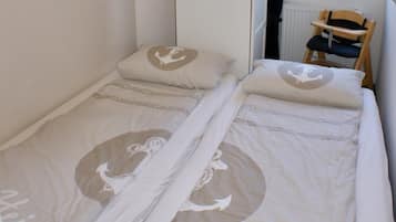 2 Schlafzimmer, Bügeleisen/Bügelbrett, Reisekinderbett, kostenloses WLAN