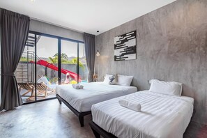 Villa, 4 Bedrooms, Balcony, Pool View