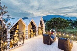 Balcony view - EL MAR POOL VILLA (Cha-am)