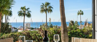 Amazing Pool and Garden Apartment by Costarentals - Ref 253