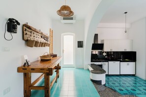 Réfrigérateur, plaque de cuisson, lave-vaisselle