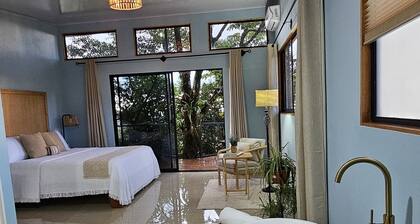 Beautiful family-sized loft with pool, roomy balcony and spacious outdoor areas