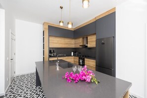 Fridge, microwave, oven, dishwasher