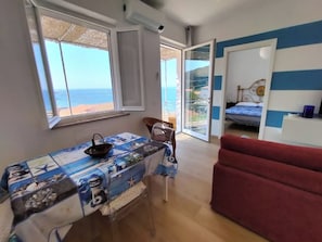 2 chambres, lit parapluie, Wi-Fi, draps fournis