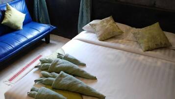 Cots/infant beds