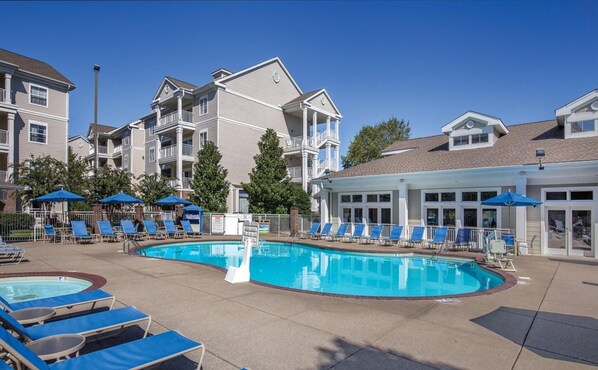 Indoor pool, outdoor pool