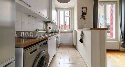 Appartement design, 2 chambres, quartier Thermes