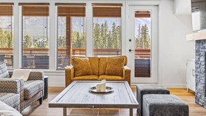 Apartment | 3 bedrooms, high-speed internet - Serenity Villa at Tamarack (Canmore)