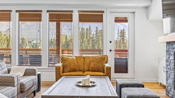 Apartemen | 3 kamar tidur dan internet