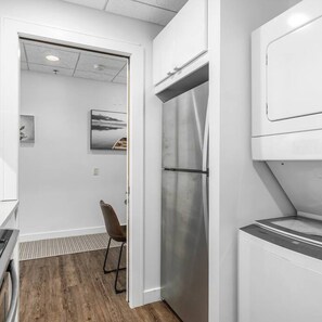 1 bedroom, Internet - The Mountain Loft in Canmore (Canmore)