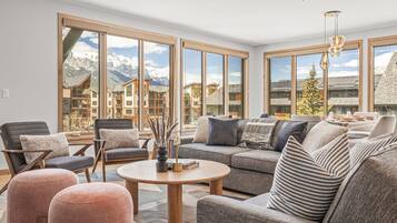 Apartemen, akses difabel | 3 kamar tidur dan internet