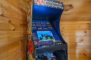 Spielezimmer