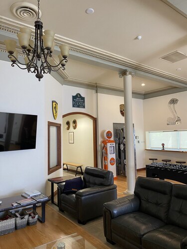 Luxury Historic Rental in Kiel minutes to Elkhart Lake, Road America and Kohler