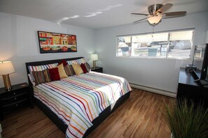 2 bedrooms, iron/ironing board, travel crib, free WiFi