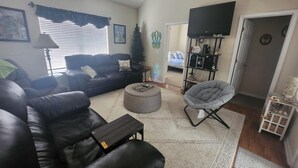 Smart TV - Charming 3-bedroom house with WiFi, AC in marvelous Myrtle Beach (Myrtle Beach)