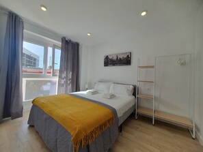 Strykejern/-brett, wi-fi (inkludert) og sengetøy