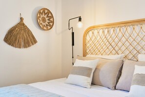 Superior Apartment, 2 Bedrooms, Sea View | 2 bedrooms, iron/ironing board, free WiFi - Solaga - Balcon de Europa (Nerja)