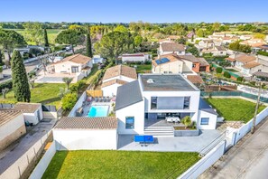 Exterior - Villa Manade by Villa Plus (Le Cailar)