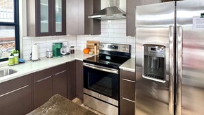 Private kitchen - Cozy 2 Bedroom by Teton Pass (Victor)